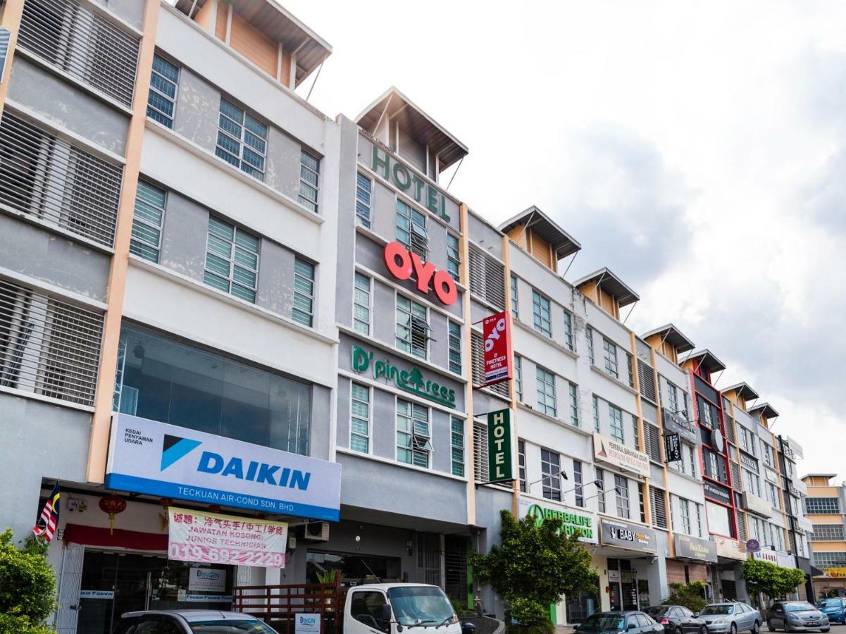 D'Pinetrees Hotel Johor Bahru Exterior photo